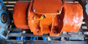 2 HP High Torque Vibration Motor 440V Foot Mount