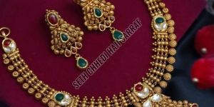 44.140 Gm Necklace Set