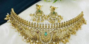 Ladies Brass Golden Peacock Design Necklace Set