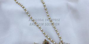 Ladies Brass Peacock Pearl Pendant Set