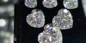 Heart Shaped Loose Diamond