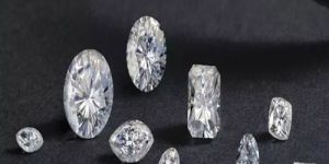Loose Diamonds