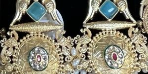 Ladies Elegant Heavy Designer Earrings