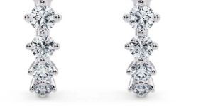 Ladies Round Cut Diamond Drop Dangling Earrings