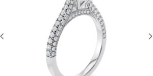 Round Shape Genuine Designer Diamond Ring