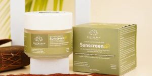 Earthraga Salicylic Acid Sunscreen Spf 50 100gm