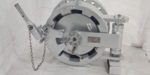 Quick Opening End Closure