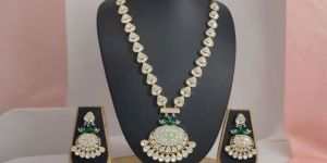 Kundan Necklace Sets