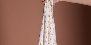 Chirping Bird Muslin Cloth
