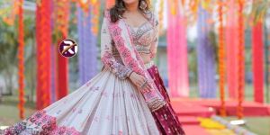 Ladies Designer Lehenga