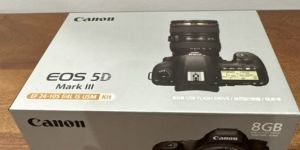 canon 5d mk iii camera