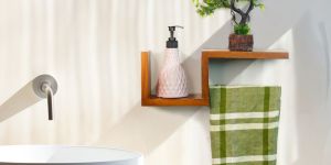 wooden tissue towel hanger