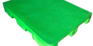 4 Way Chequered Top Plastic Pallet