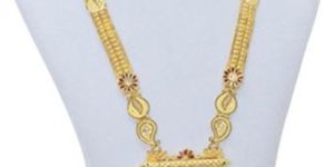 Traditional Queen Gold Necklace