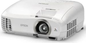 Epson EH-TW5300 Portable Hd Home Cinema Projector