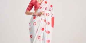 Women Archie Georgette With Fancy Latkans & Digital Printed Saree
