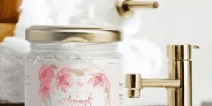 Age Aloe Vera Gel For Face & Hair Hydrates & Heals Skin