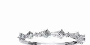 Women Rhythmic Angular Diamond Bracelet