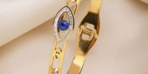 Bohey by Karatcart Gold-Plated Evil Eye Enamel Bangle-Style Bracelet for Women