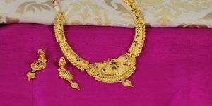 Gold Forming Necklace Set