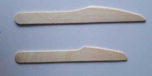 Beige 160mm Wooden Knife