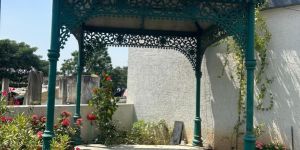Cast Iron Garden Gazebo with Mangalore Tails