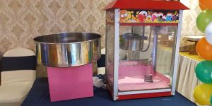 Candy floss and pop corn