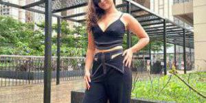 Ladies The Kia Dress