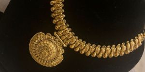 Ladies Antique Gold Plated Necklace Set