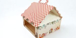 Golden MDF Stylish Room Hamper Box