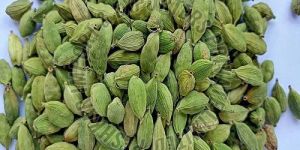Bold Green Malabar Cardamom Seeds