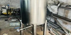 Milk Mixing Tank