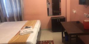 hotel air-conditioned deluxe rooms