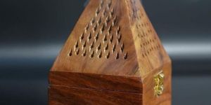 Wooden Sheesham Incense Stand