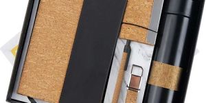 Metal 5 In 1 Black and Brown Notebook Pen Key Chain Card Holder And Bottle Corporate Gift Set