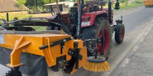 Road Sweeper Machine