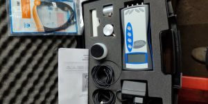 Ultrasonic Pulse Velocity Tester
