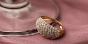 Women Gold Diamond Ring