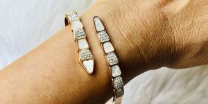 18K Gold Pleated Kada