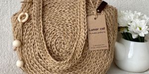 Stylish Handwoven Jute Hand Bag