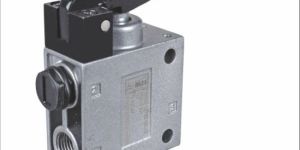 3/2 Way Poppet Type Finger Lever Directional Control Valve