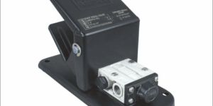 Rm Series 3/2 Way Foot Pedal Valve Spring Return