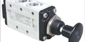 Siko Series 5/2 Way Push Pull Valve Spring Return & Detent