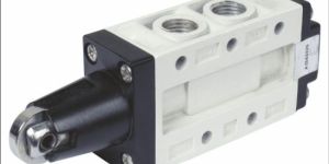 Siko Series 5/2 Way Roller Lever Valve