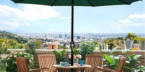 9 ft Center Pole Garden Umbrella