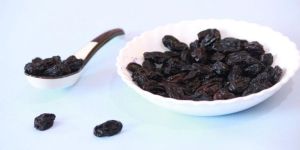 Black Raisins