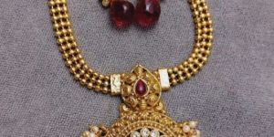 Elite Women Antique Pendant Set