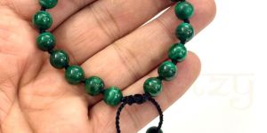 Handmade, Natural & Beautiful 8mm Malachite Gemstones Hand-Knotted Protection Bracelet