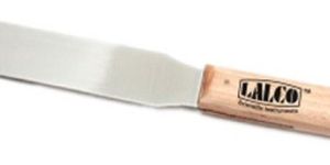 Wooden Handle Ointment Spatula