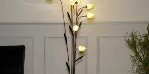 Tulips Glass and Metal Floor Lamp
